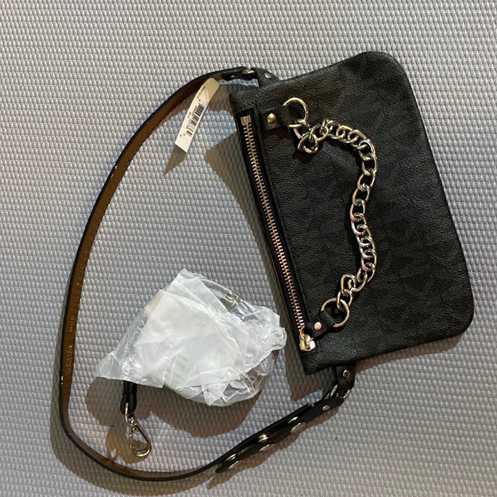 BRAND NEW! Micheal Kors Y2K clutch